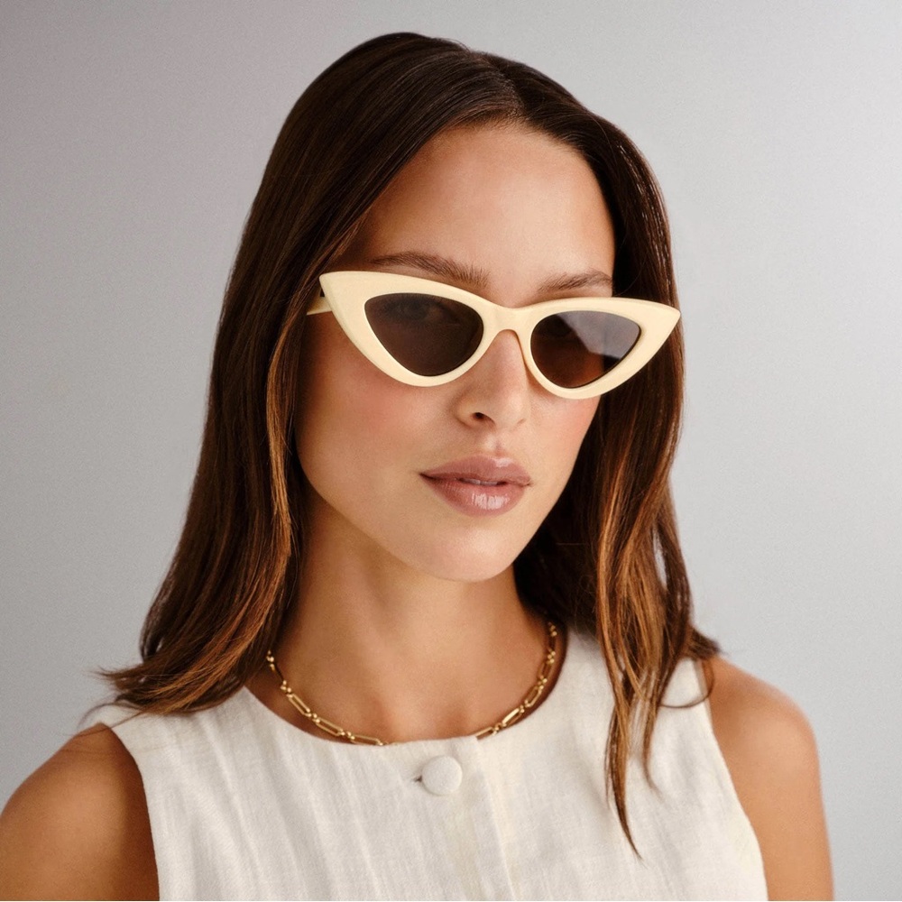 Chic Cream Cat-Eye Sunglasses